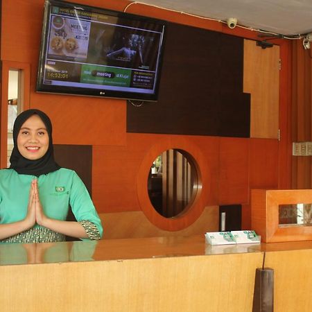 Hotel Grand Karawang Indah Dış mekan fotoğraf