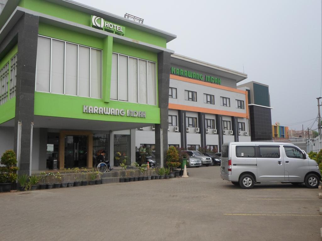 Hotel Grand Karawang Indah Dış mekan fotoğraf